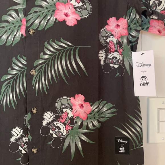 Men’s Neff Disney Collection Floral Hawaiian Mickey Mouse shirt in Size medium - Picture 2 of 6